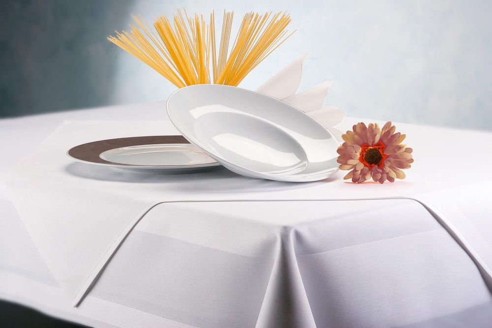 Tischdecke, Atlaskante, weiß, 100% BW 130x130cm