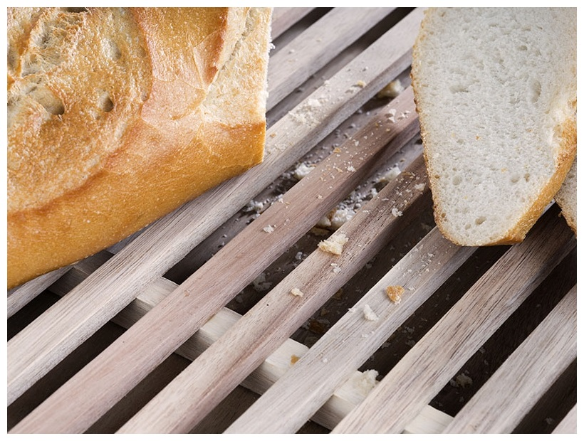 Brotschneidebrett -LETTER- 48 x 34 cm, H: 3,5 cm , Braun